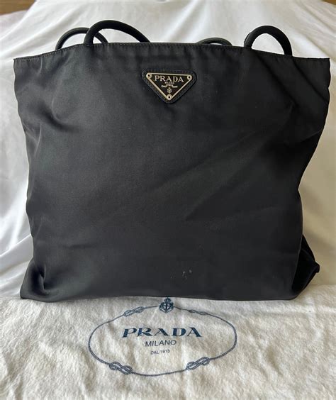 prada heart tote black